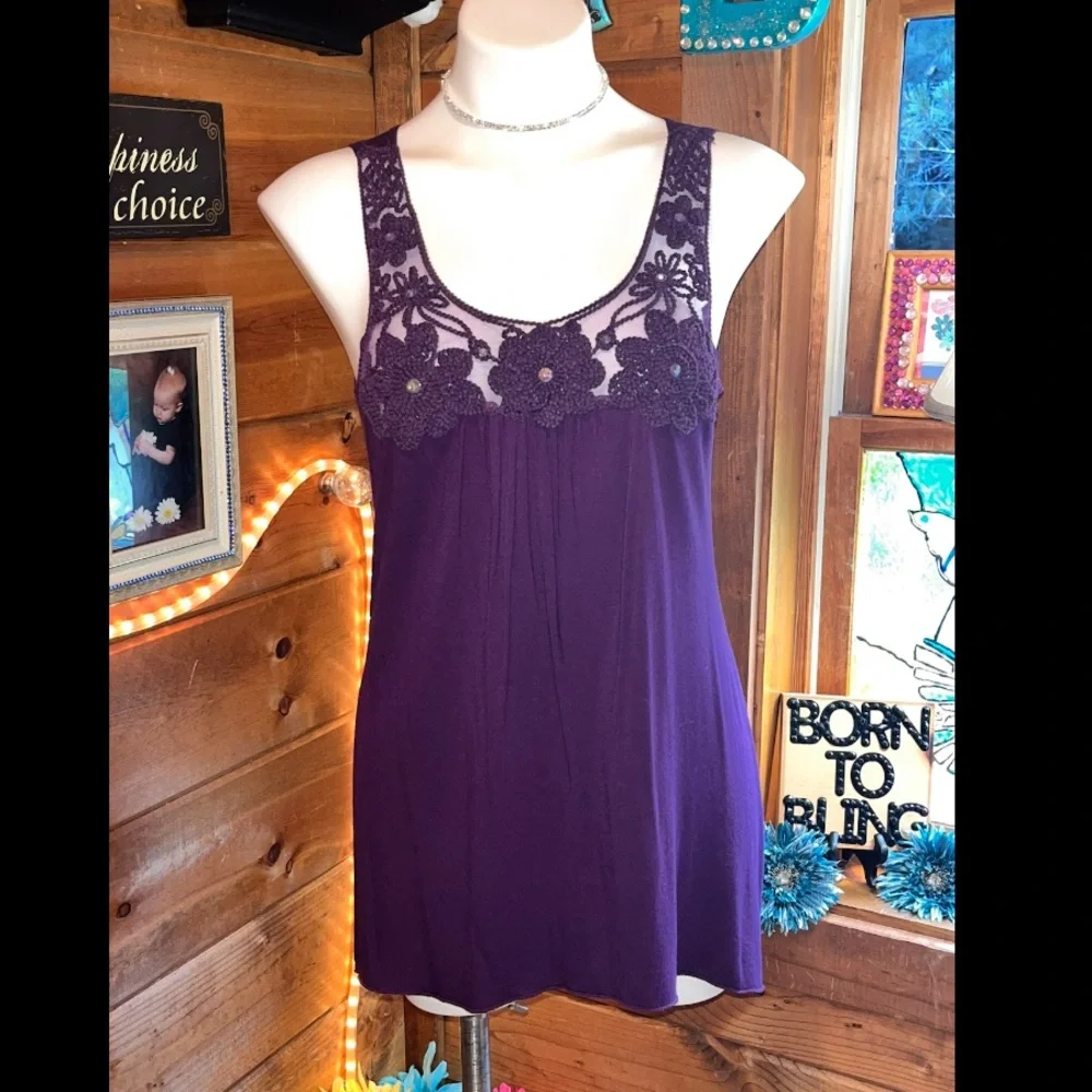 Gorgeous purple lacy bling tank top bling detail - Picture 1 of 7